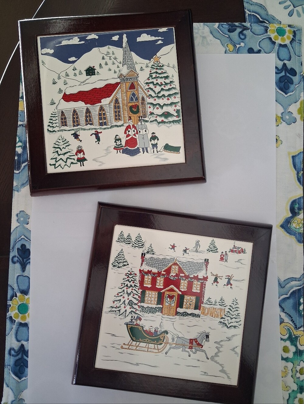 Vintage Wood Frame Tile Center Trivet Set